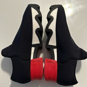 IRi NYC WES black and red low top sneaker